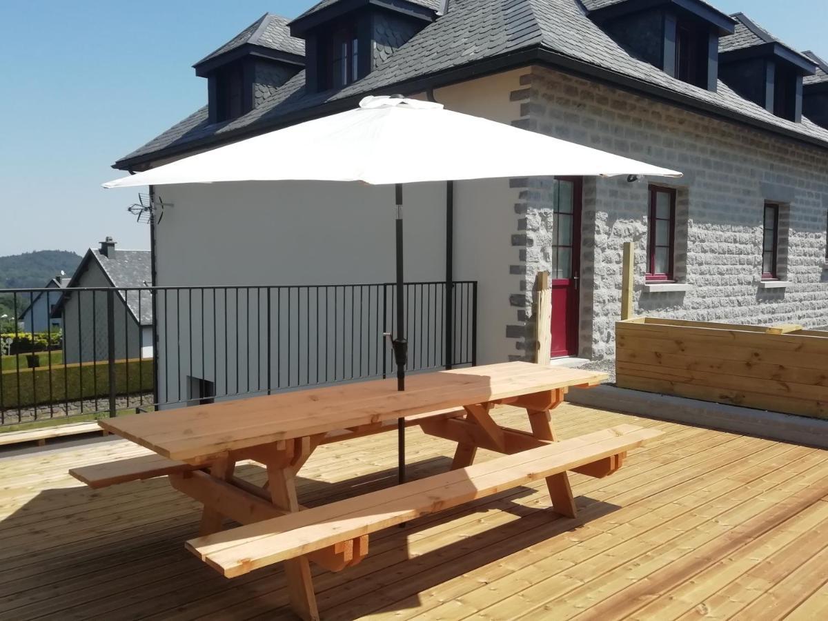 Gîte de Granit Noir Besse-et-Saint-Anastaise Exterior foto